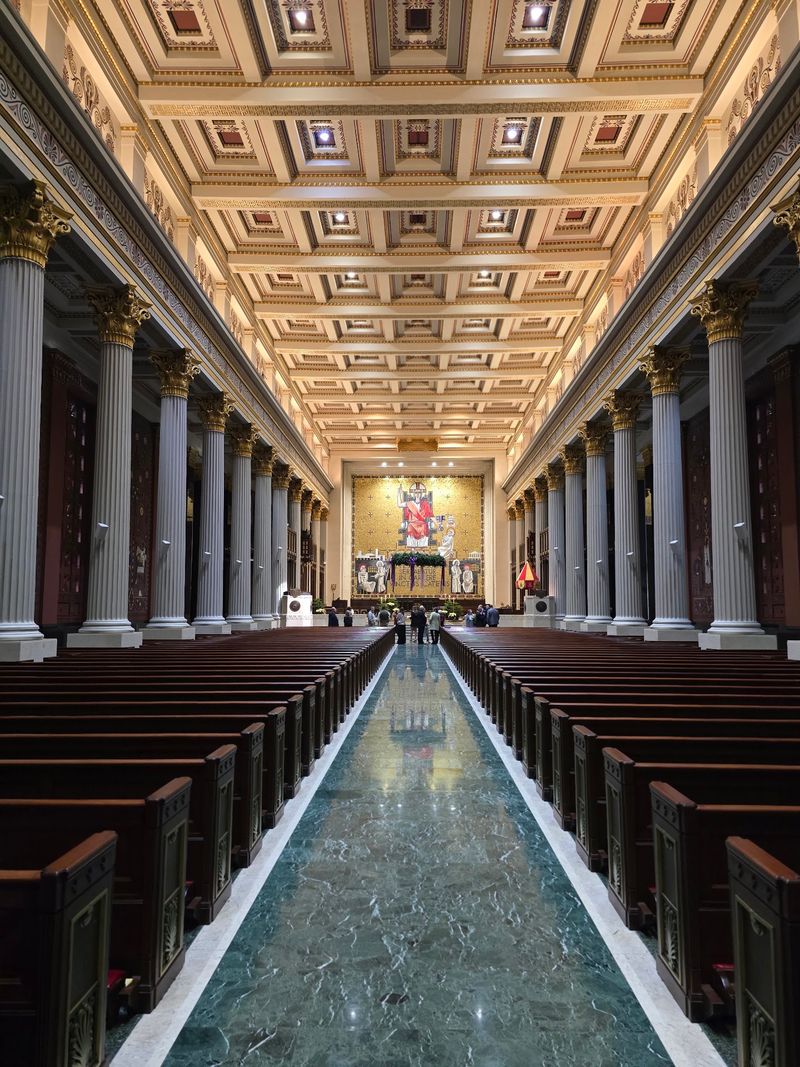 Cathedral Basilica of St. Peter in Chains, Cincinnati, Ohio Cathedral Basilica of St. Peter in Chains, Cincinnati, Ohio