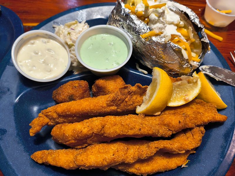 Cherry Creek Catfish, Austin, TX
