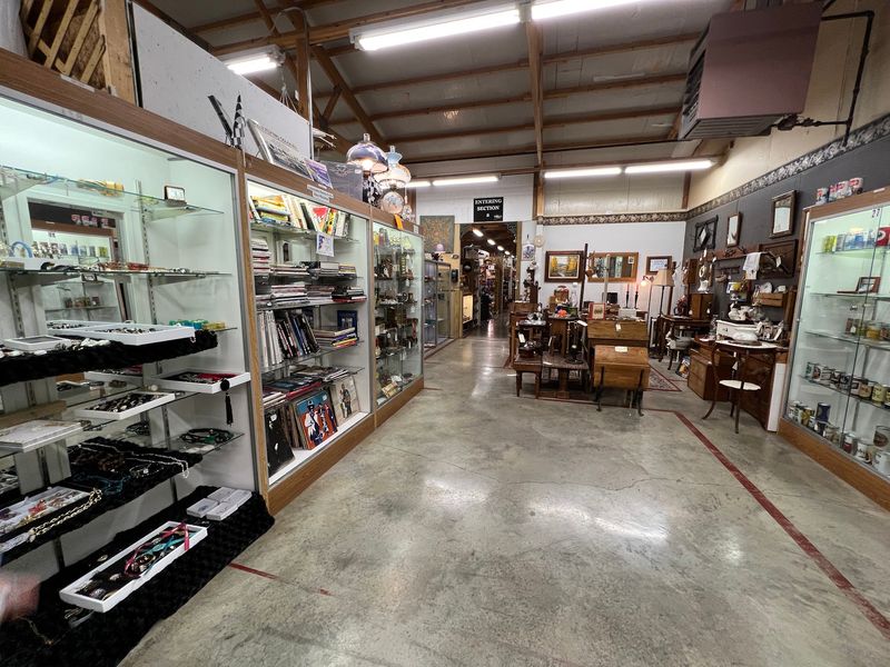 Clean Floors and Easy Breathing Clean Floors and Easy Breathing