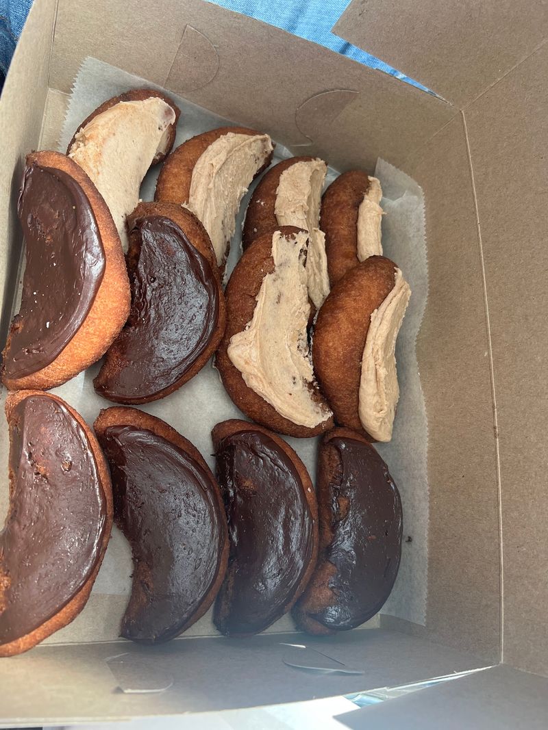 Crescents, the Shape Locals Swear By