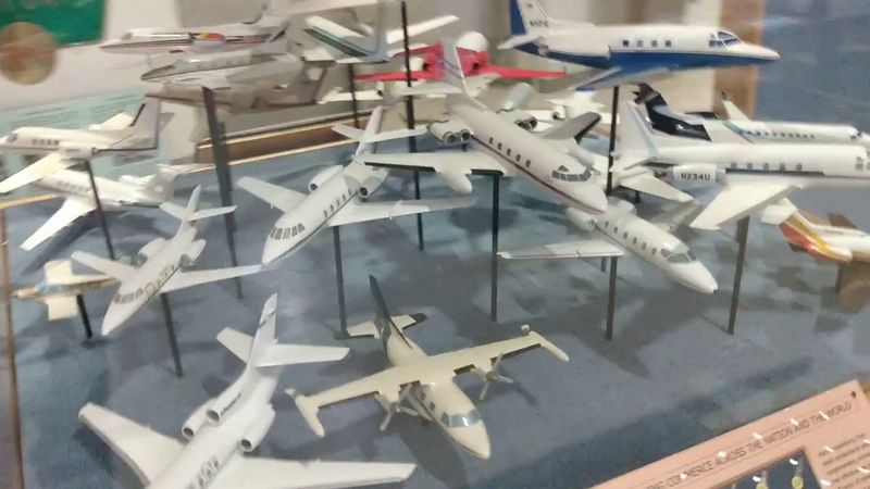 Curiosities Beyond the Airplanes Curiosities Beyond the Airplanes