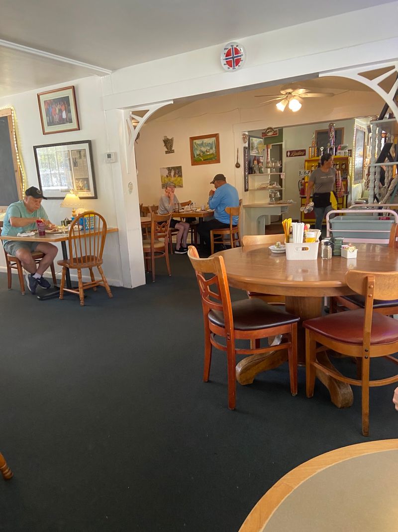 Decades of Loyal Customers Decades of Loyal Customers