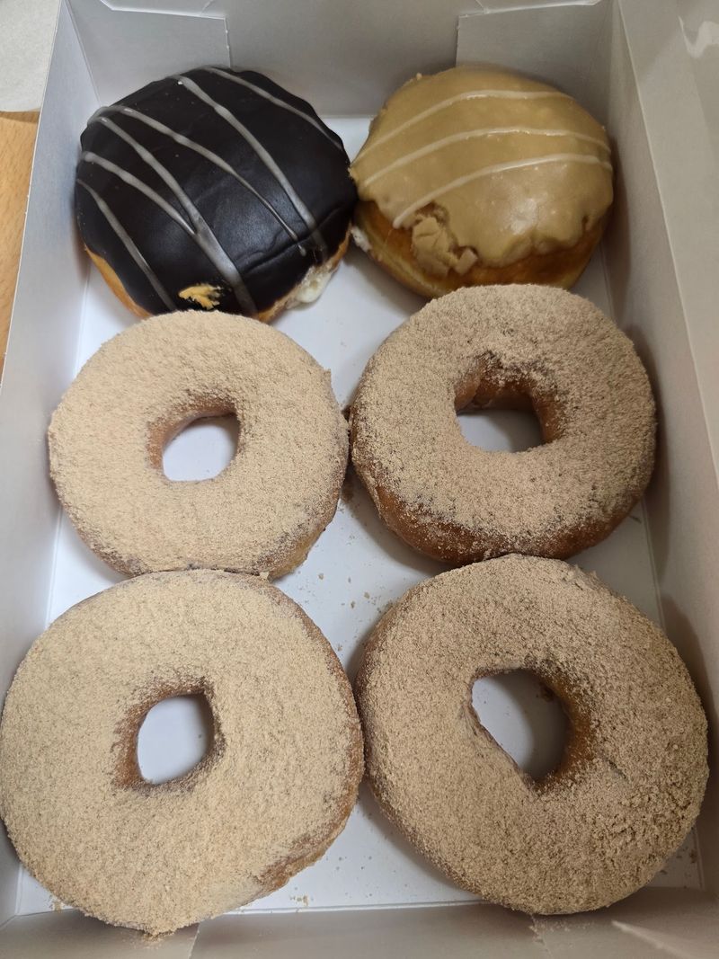 Donuts That Draw Crowds From Hours Away Donuts That Draw Crowds From Hours Away