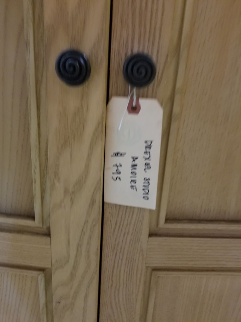 Door Knobs and Hinges Galore Door Knobs and Hinges Galore