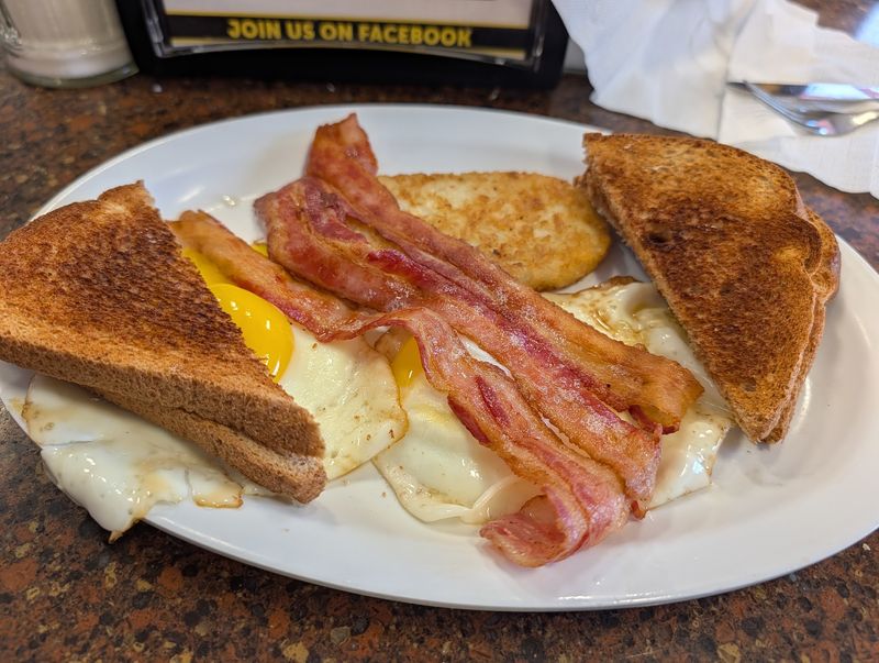 Full Diner Plates, Any Hour