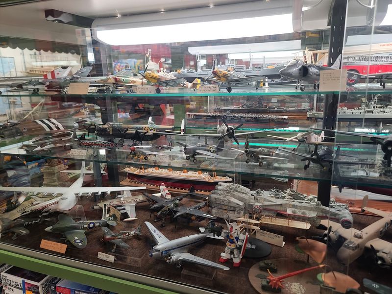 G & G Model Shop, Houston, TX