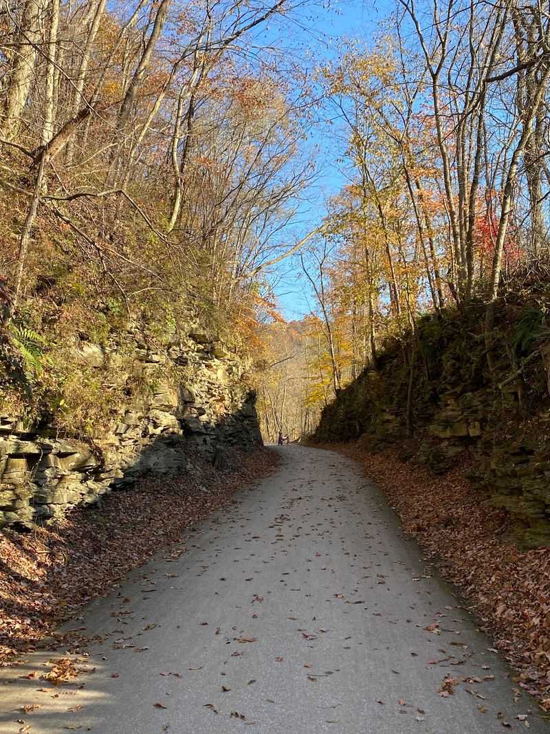 Glenmont Trailhead, Ohio to Erie Trail, Glenmont, OH