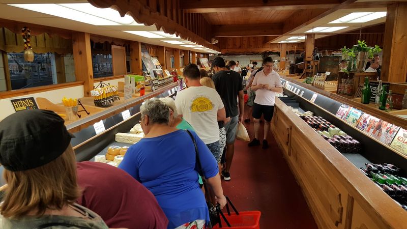 Good Fit for Families and Cheese Fans Good Fit for Families and Cheese Fans