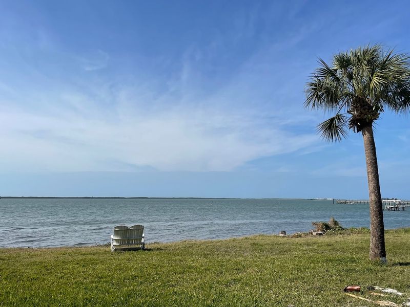 Honeymoon Island and Its Famous Ospreys Honeymoon Island and Its Famous Ospreys