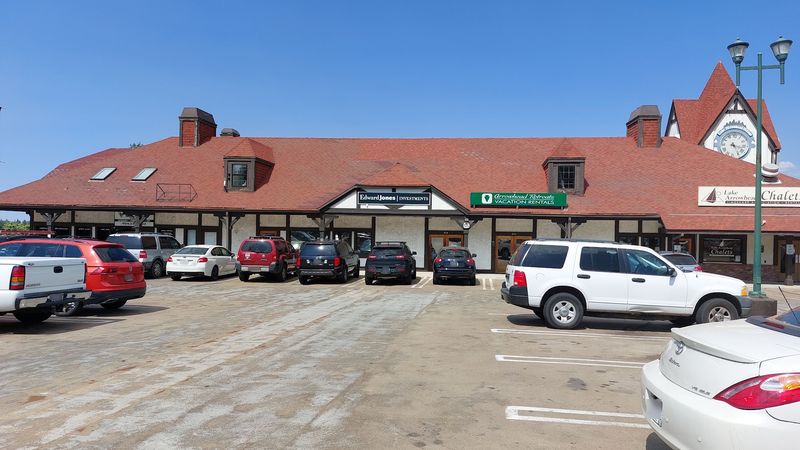 Hours, Parking, and Smart Timing