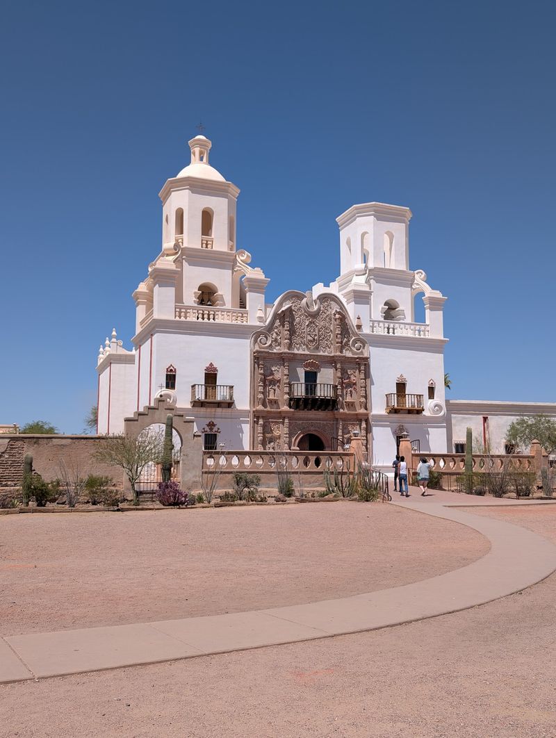 Hours, Tours and Free Admission Hours, Tours and Free Admission