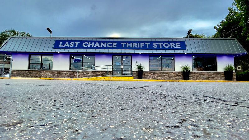 Last Chance Thrift Store, Palm Harbor, FL