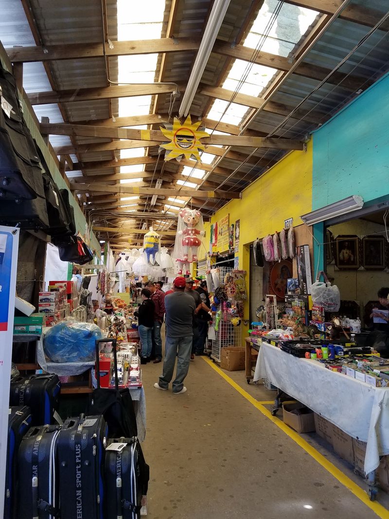 Mercado Spirit in the Middle of H-Town Mercado Spirit in the Middle of H-Town