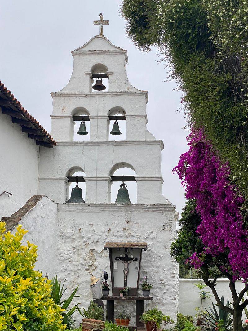 Mission Basilica San Diego de Alcalá, San Diego, CA Mission Basilica San Diego de Alcalá, San Diego, CA
