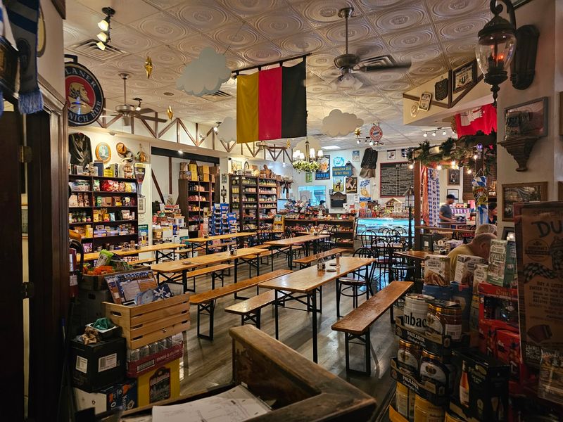 Mr. Dunderbak's Restaurant and Brewery, Tampa, FL Mr. Dunderbak's Restaurant and Brewery, Tampa, FL