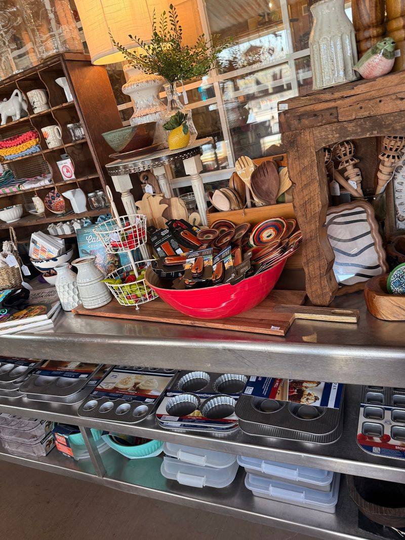 Nooks, Crannies and Knick Knacks