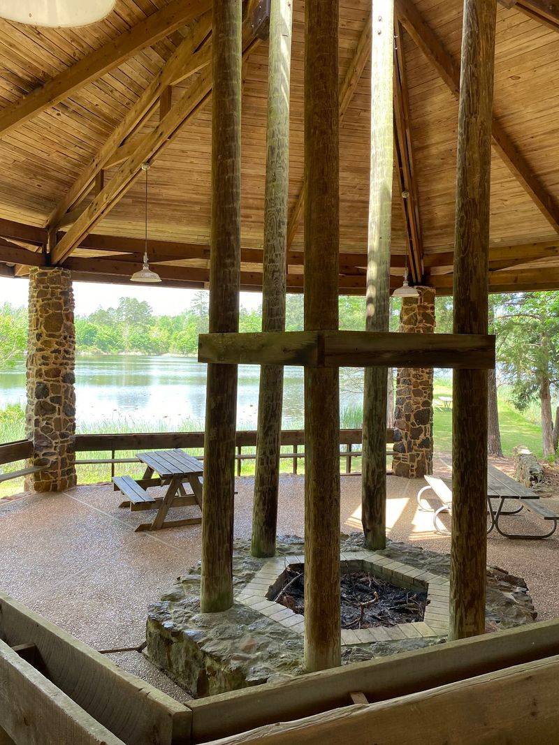 Picnic Tables, Gift Shop and Campground Life Picnic Tables, Gift Shop and Campground Life