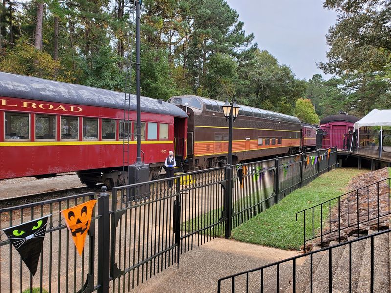 Polar Express and Other Themed Rides Polar Express and Other Themed Rides