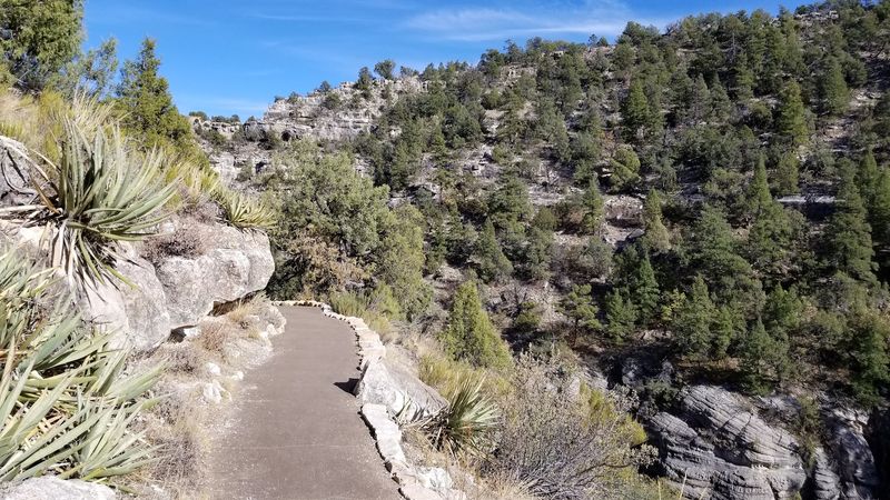 Rim Trail Views for an Easier Day Rim Trail Views for an Easier Day