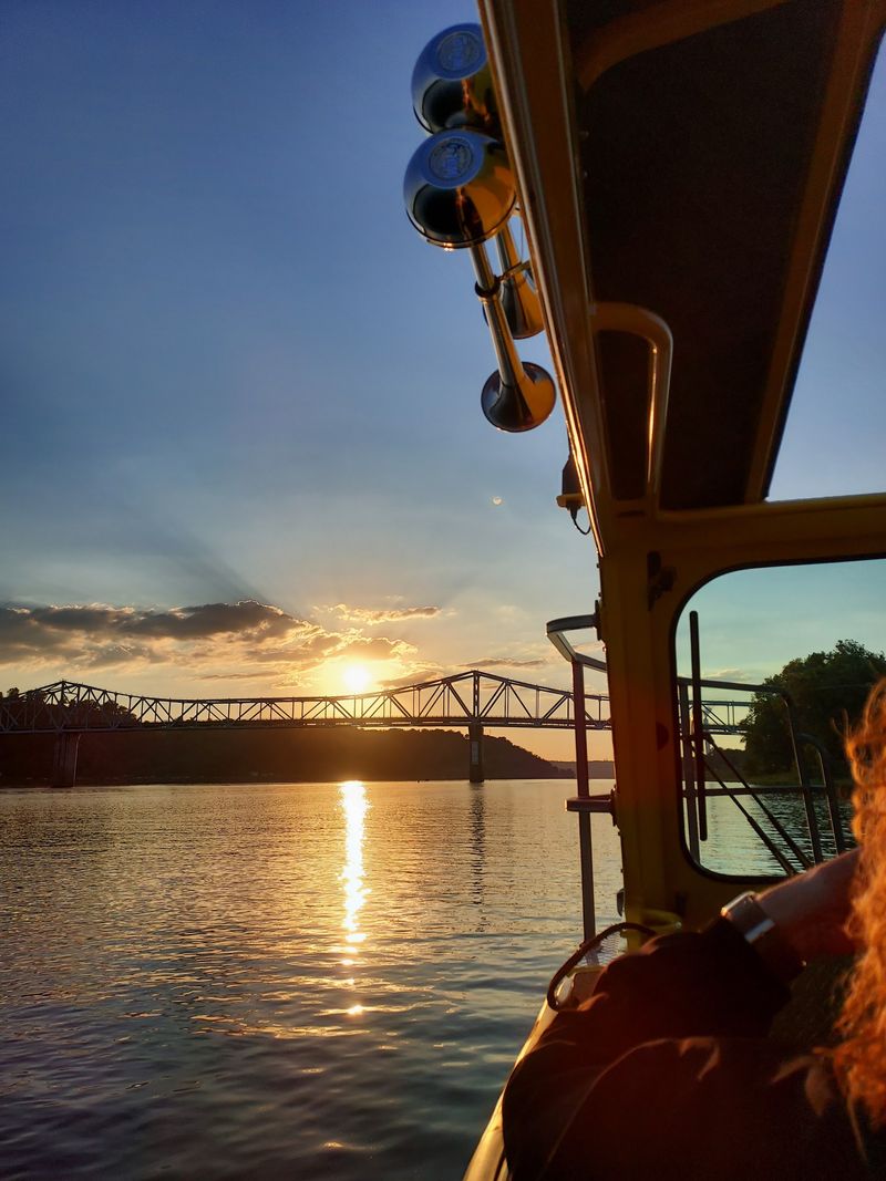 Short Rides and Evening Cruises