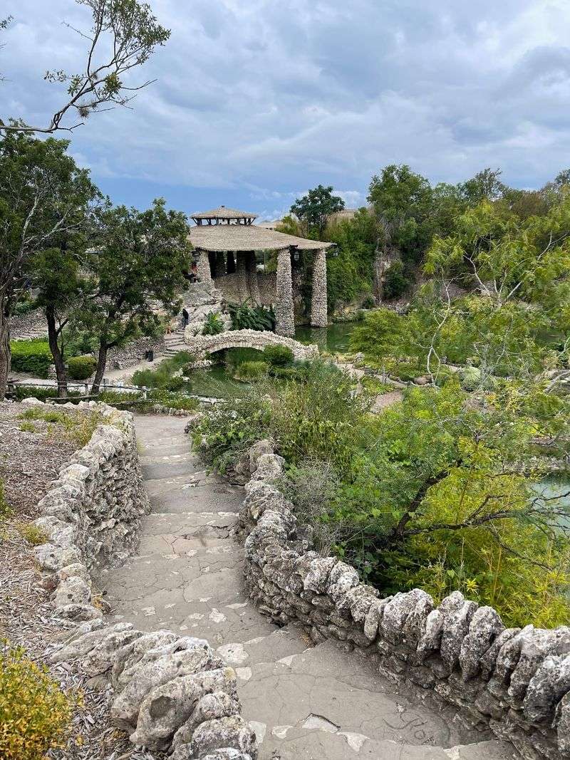 Stone Bridges, Pagoda And Winding Paths