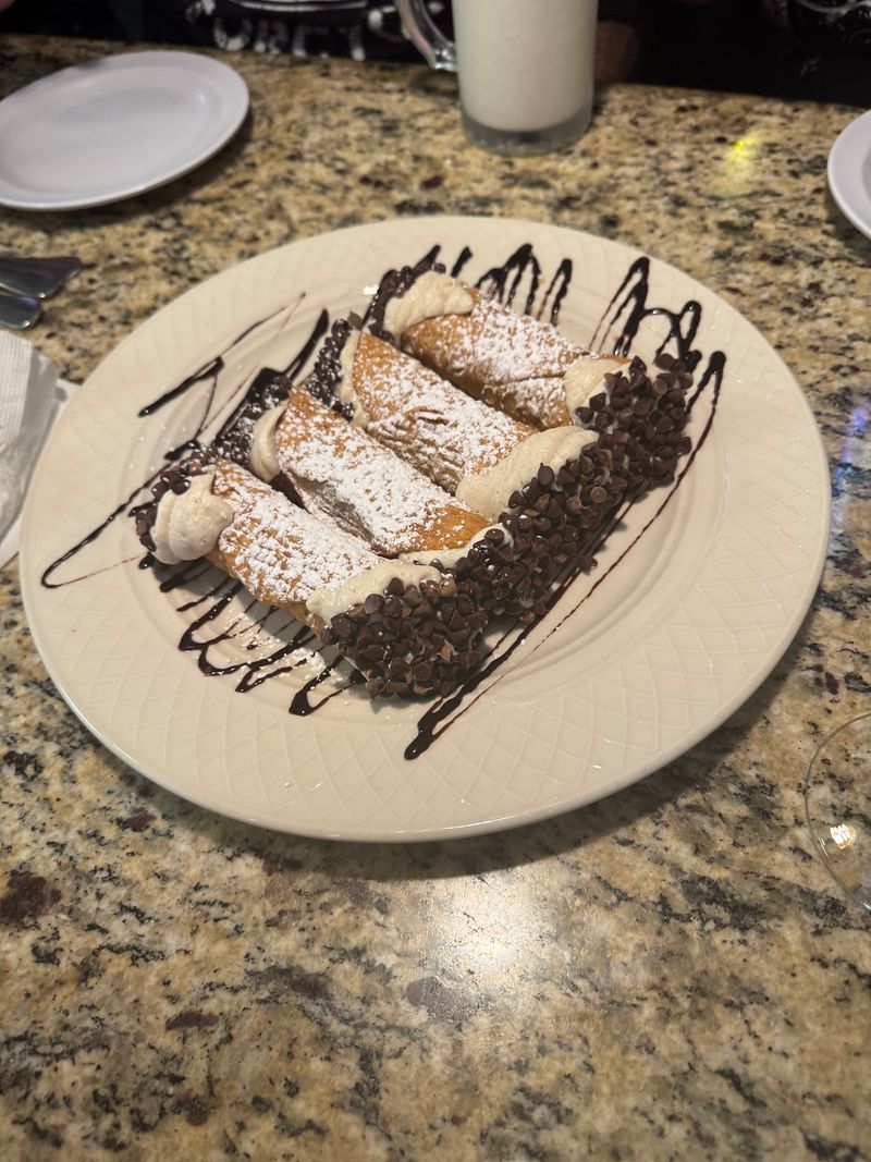 The Cannoli That Started the Buzz The Cannoli That Started the Buzz