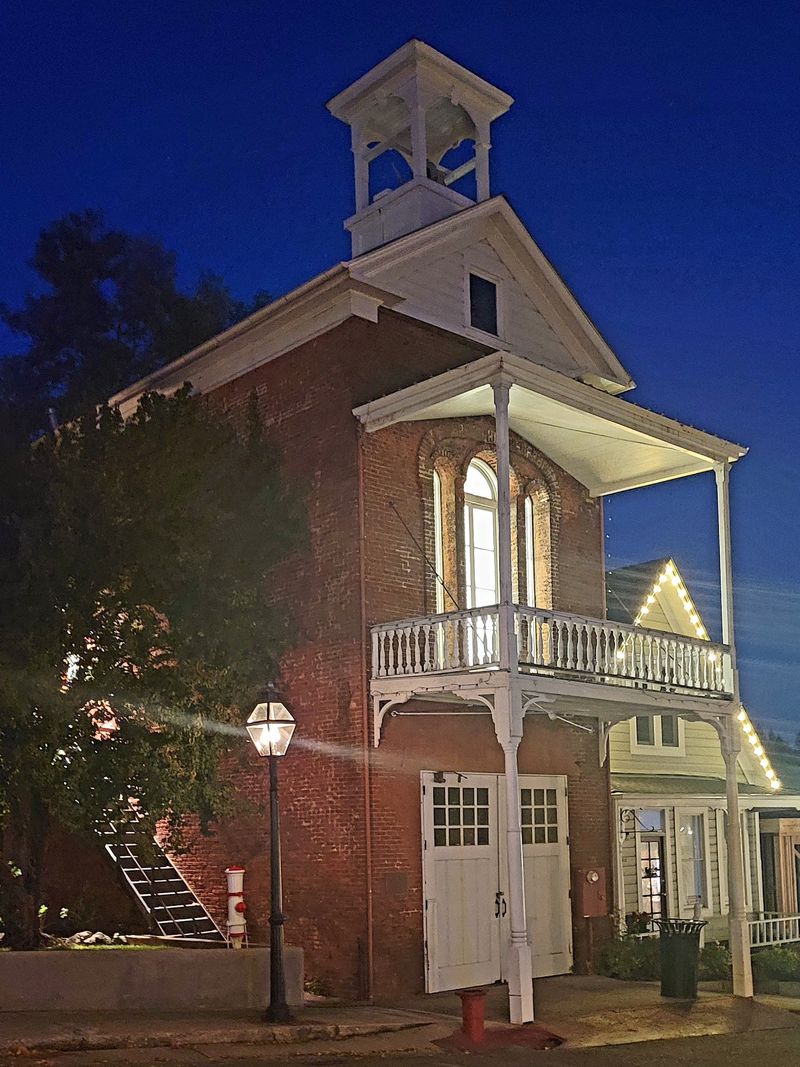 The County Seat Connection