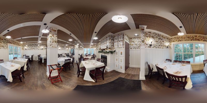 The Dining Room That Stays Calm