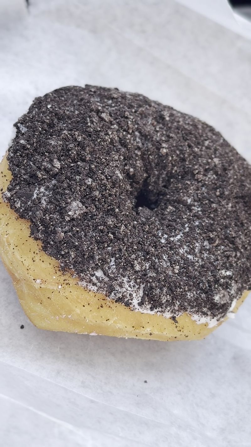 The Old-School Donut Style The Old-School Donut Style