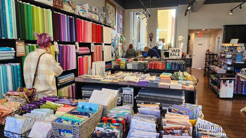The Quilting Bee - Lakewood, OH, Lakewood, OH The Quilting Bee - Lakewood, OH, Lakewood, OH
