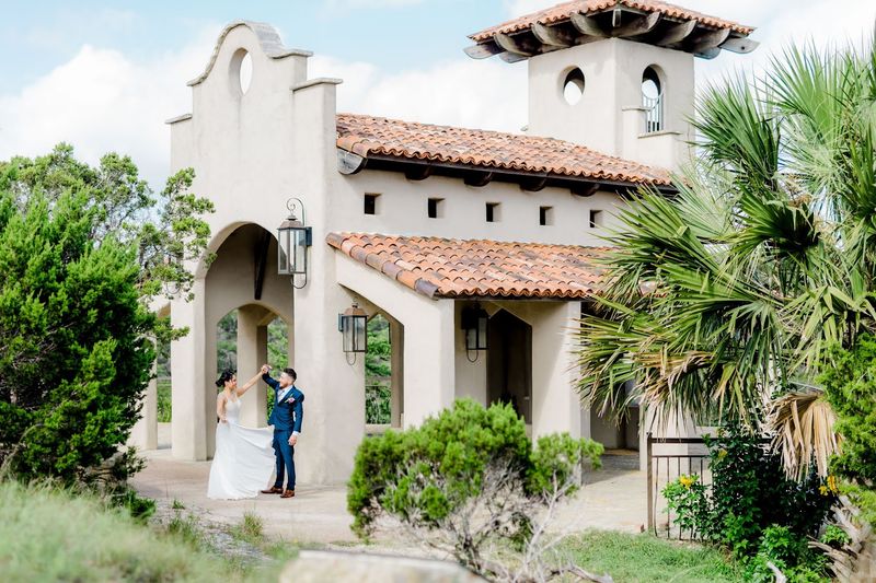 The Story Behind a Free Wedding Venue The Story Behind a Free Wedding Venue