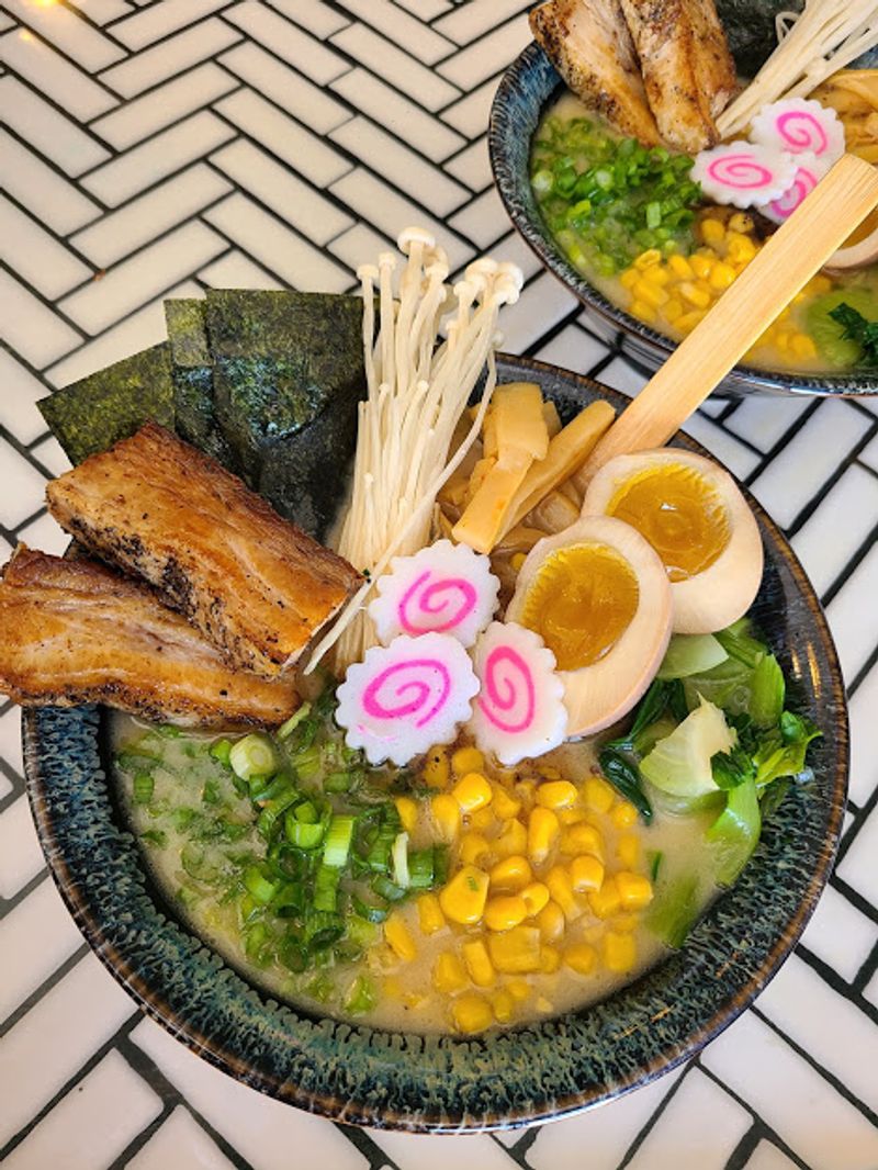 The Tonkotsu That Built a Following The Tonkotsu That Built a Following