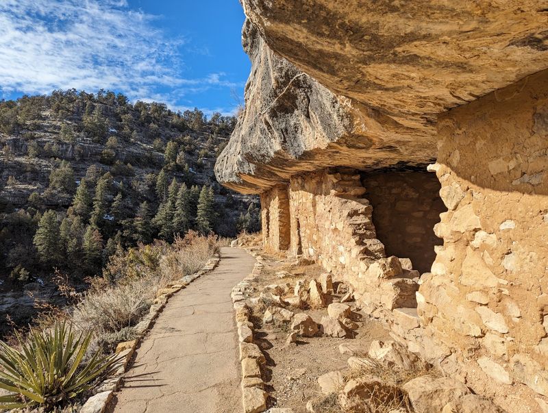 Walnut Canyon National Monument
