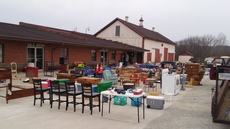 White's Farm Flea Market and Auctioneers, Brookville, IN White's Farm Flea Market and Auctioneers, Brookville, IN