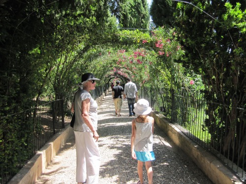 Alhambra | Visiting La Alhambra with kids via We3Travel