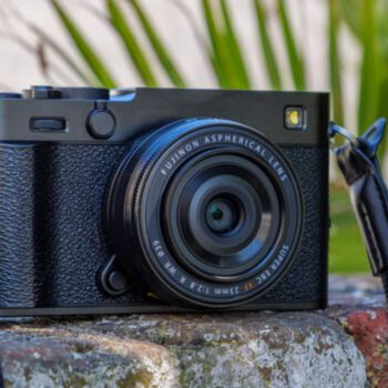 10 Best Cameras for Wide-Angle Travel Photography in 2025