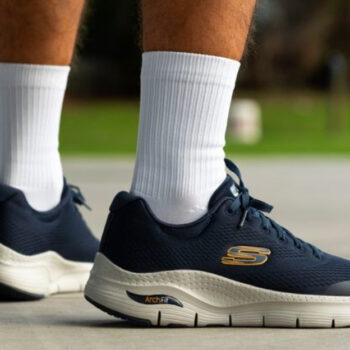 10 Best Walking Shoe Brands for Men in 2025