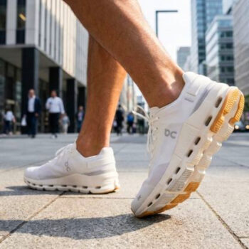 10 Best Walking Shoes for Men’s Europe Travel in 2026