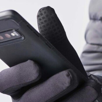 10 Essentials for Cold-Weather City Trips