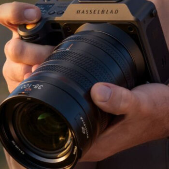 10 Mirrorless Cameras That Travel Far Without a Hassle