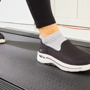 10 Most Comfortable Walking Shoes for Seniors