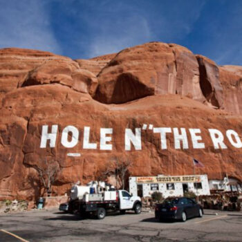10 Must-See Roadside Attractions Worth the Detour