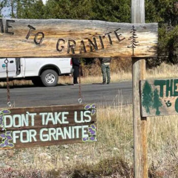 10 Oregon Ghost Towns with Surprising Craft Breweries