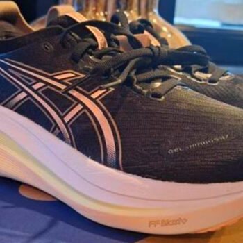 10 Travel Shoes You’ll Only See in Guidebooks (and on Locals’ Feet)