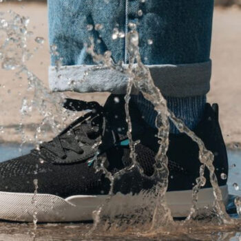 10 Waterproof Shoes That Actually Look Good With Jeans
