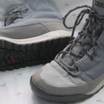 10 Women's Winter Shoes That Don't Slip on Icy Sidewalks
