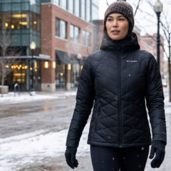 11 Jackets That Keep Your Neck Warm Without a Scarf in 2026
