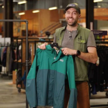 11 Travel Jackets With Pockets You'll Actually Use