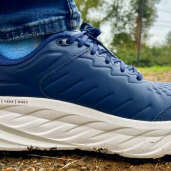 12 Best Men's Anti-Slip Travel Shoes for Diabetics in 2025