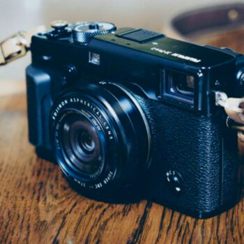 12 Compact Cameras Built for Christmas Market Magic